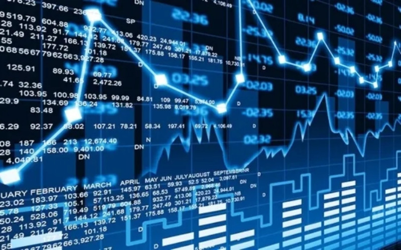 alt text: Nhà đầu tư theo dõi biến động thị trường chứng khoán phái sinh